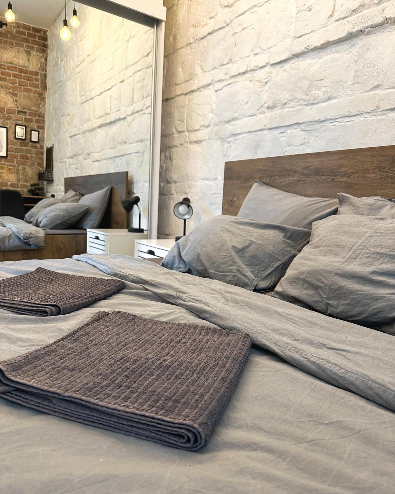 בודפשט Urban Studio With Private Garden Near Andrassy מראה חיצוני תמונה