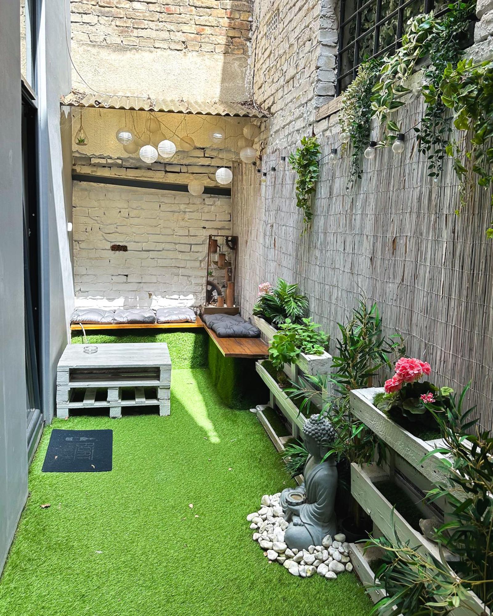 בודפשט Urban Studio With Private Garden Near Andrassy מראה חיצוני תמונה