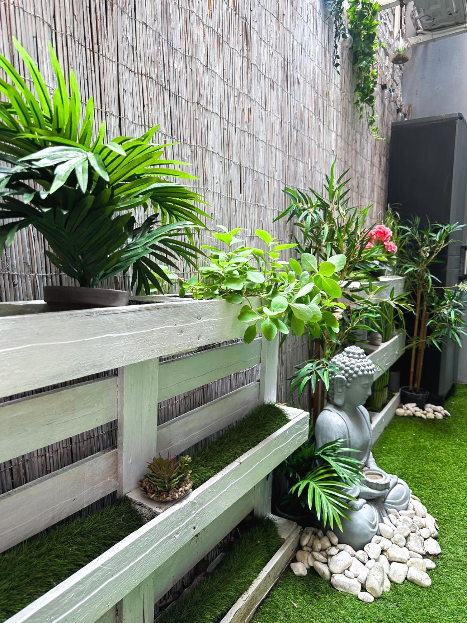 בודפשט Urban Studio With Private Garden Near Andrassy מראה חיצוני תמונה
